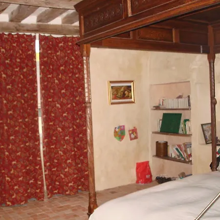 Manoir De La Baronnie Marcei