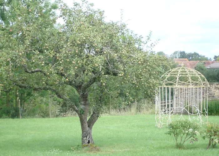 Manoir De La Baronnie 3* Marcei