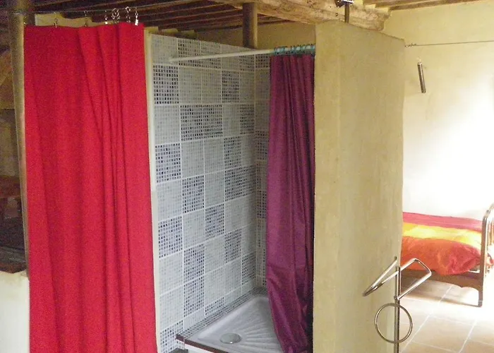 Manoir De La Baronnie Marcei